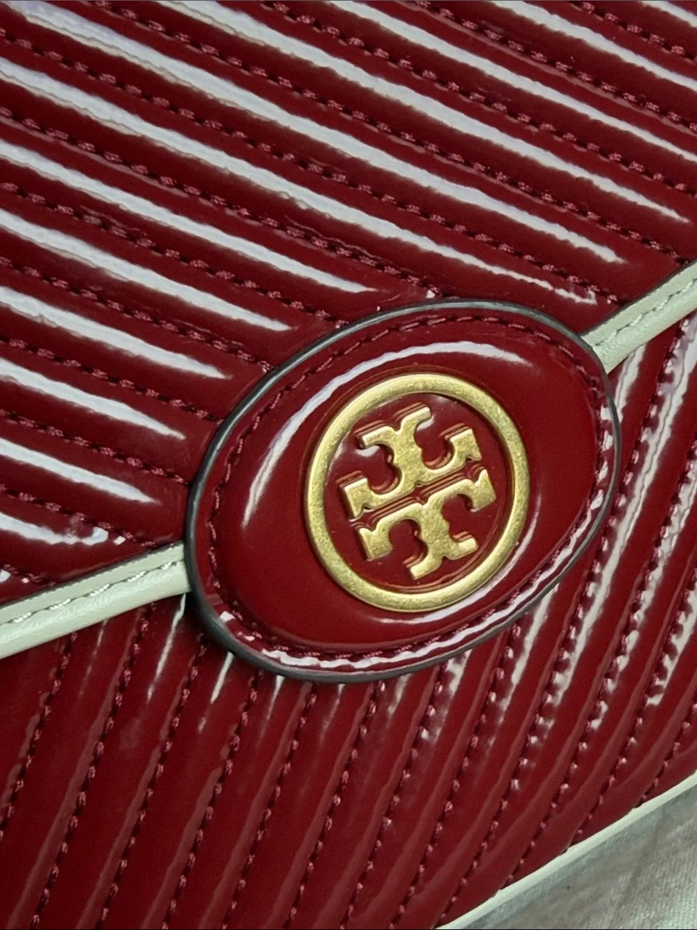 Tory Burch Robinson Patent Quilted Convertible Shoulder Bag- Authentic